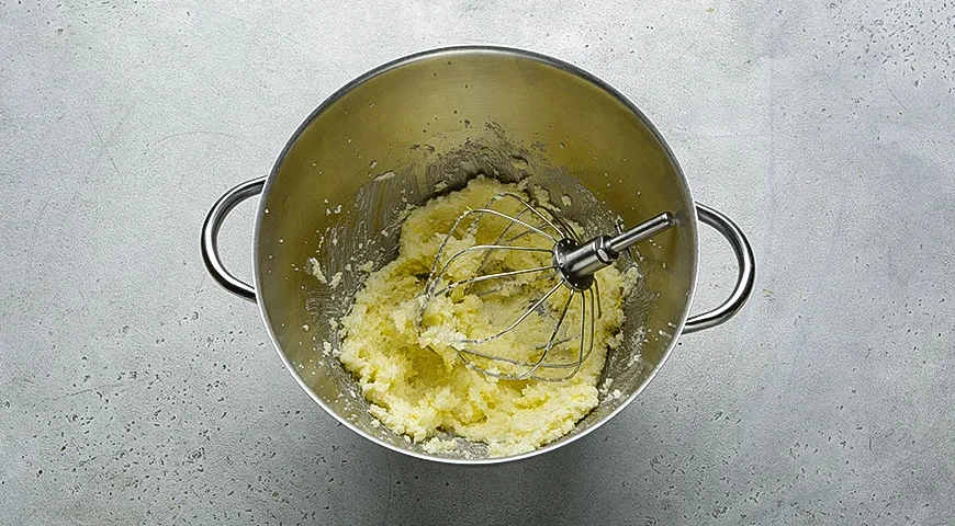 Лимонный кекс на сметане с маком: шаг 3