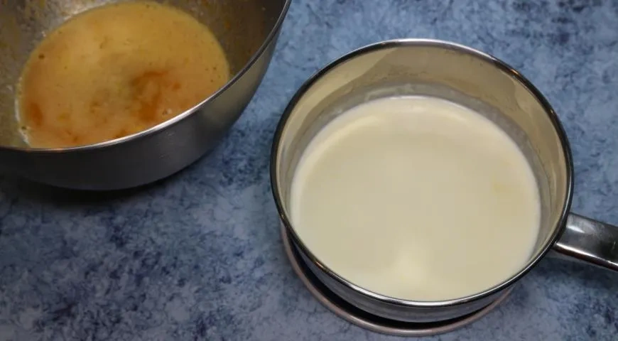 Малиновое мороженое с "Махеевъ" на 14 февраля: шаг 3