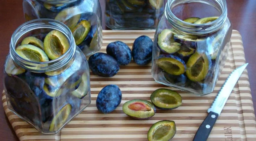 Маринованные сливы с коньяком: шаг 3