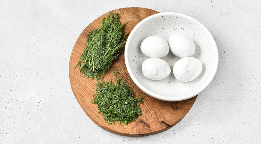 Мимоза с иваси: шаг 3