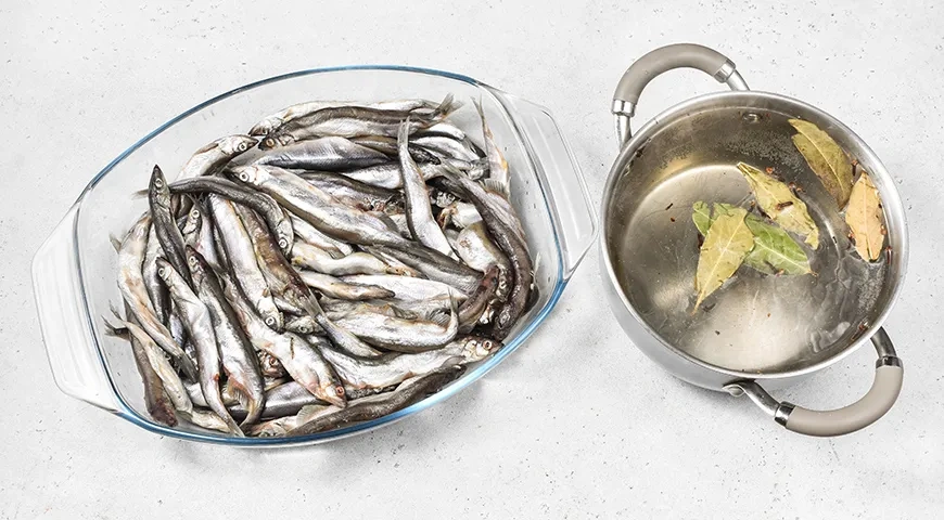 Мойва пряного посола: шаг 3