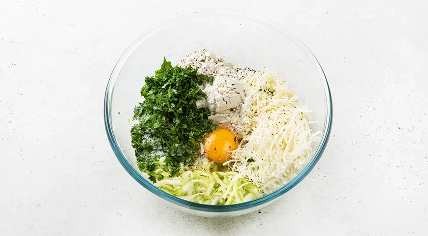 Оладьи из кабачков в духовке: шаг 3