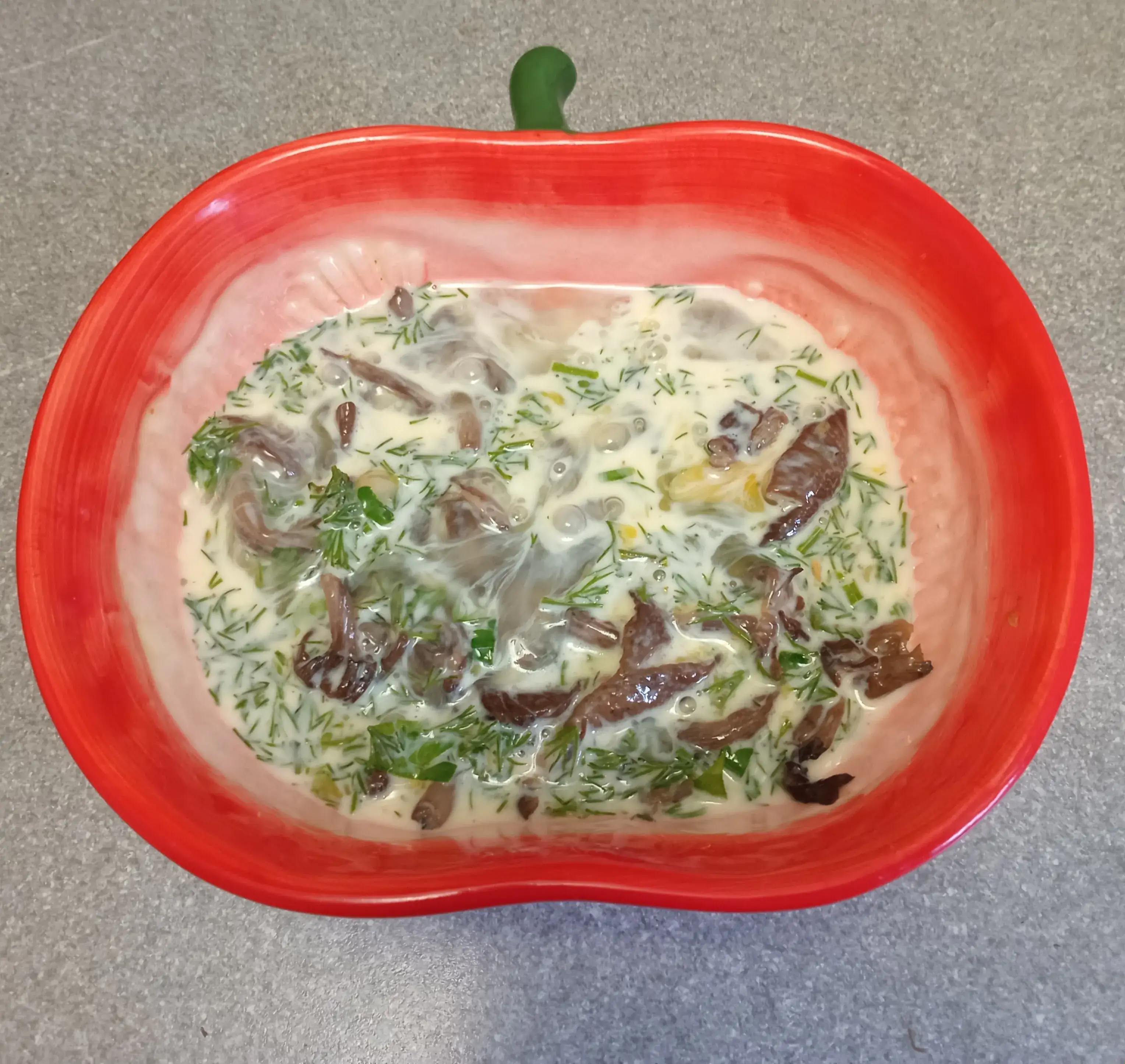 Омлет с опятами и зеленью: шаг 3