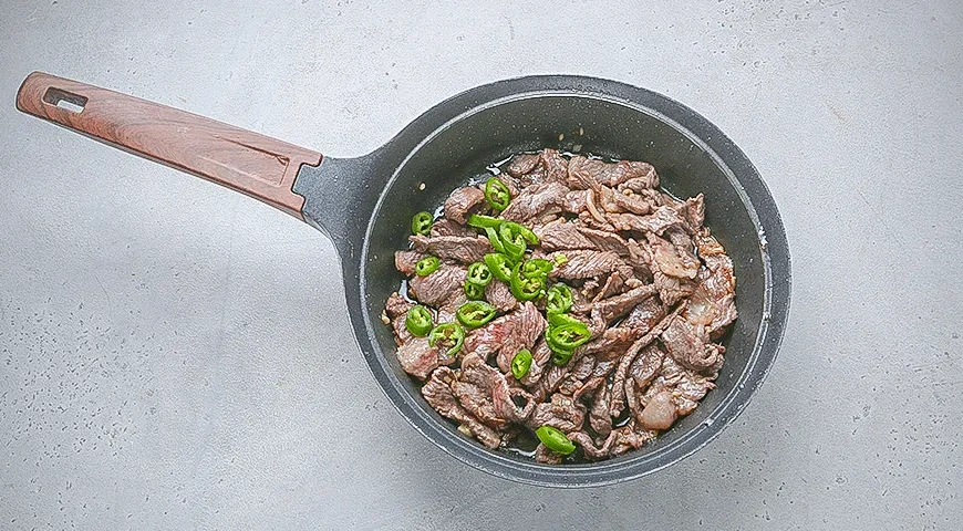 Острый салат с говядиной: шаг 3