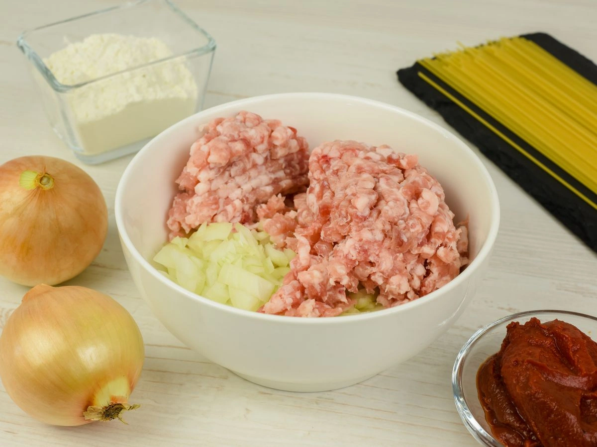 Шаг 3: Паста с фрикадельками