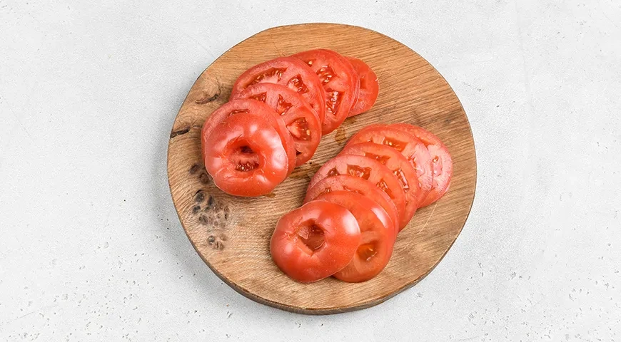 Пицца из пельменей: шаг 3