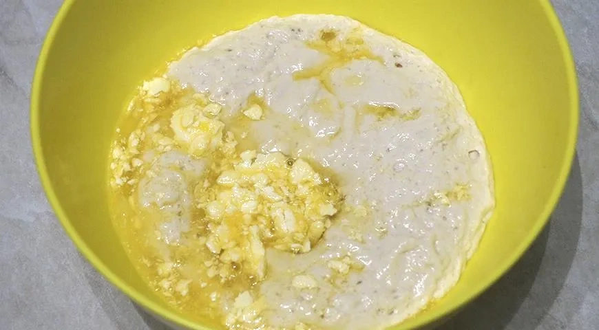 Пирог с яблочным повидлом на дрожжевом тесте: шаг 3