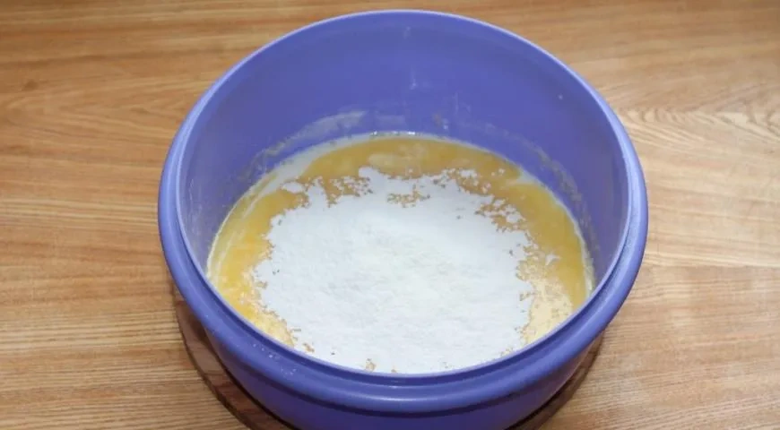 Пироги с овощами и сырными сосисками: шаг 3