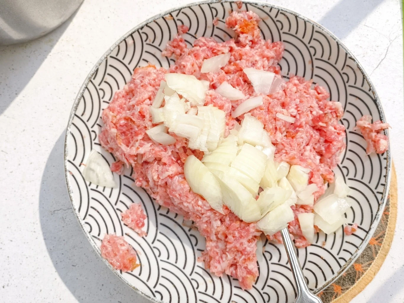 Шаг 3: Пирожки с мясом из слоеного теста «Ленивая самса»