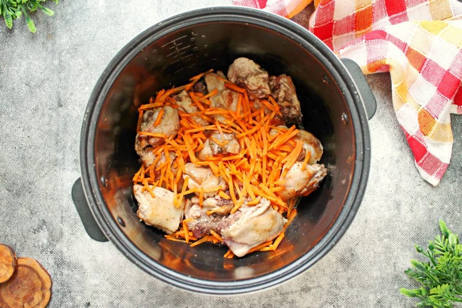 Шаг 3: Плов с курицей в мультиварке