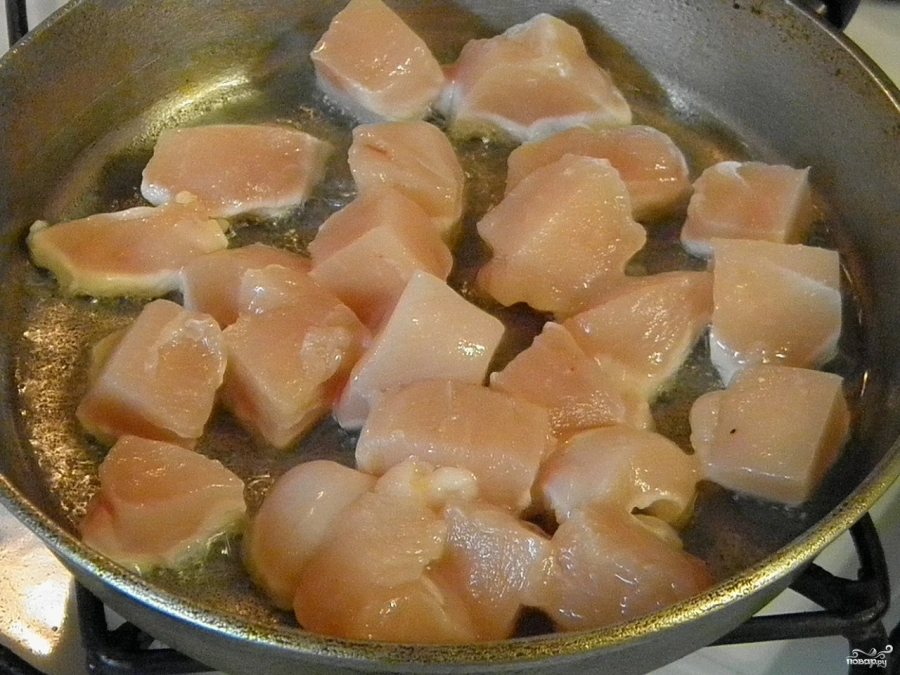 Шаг 3: Подлива из куриной грудки