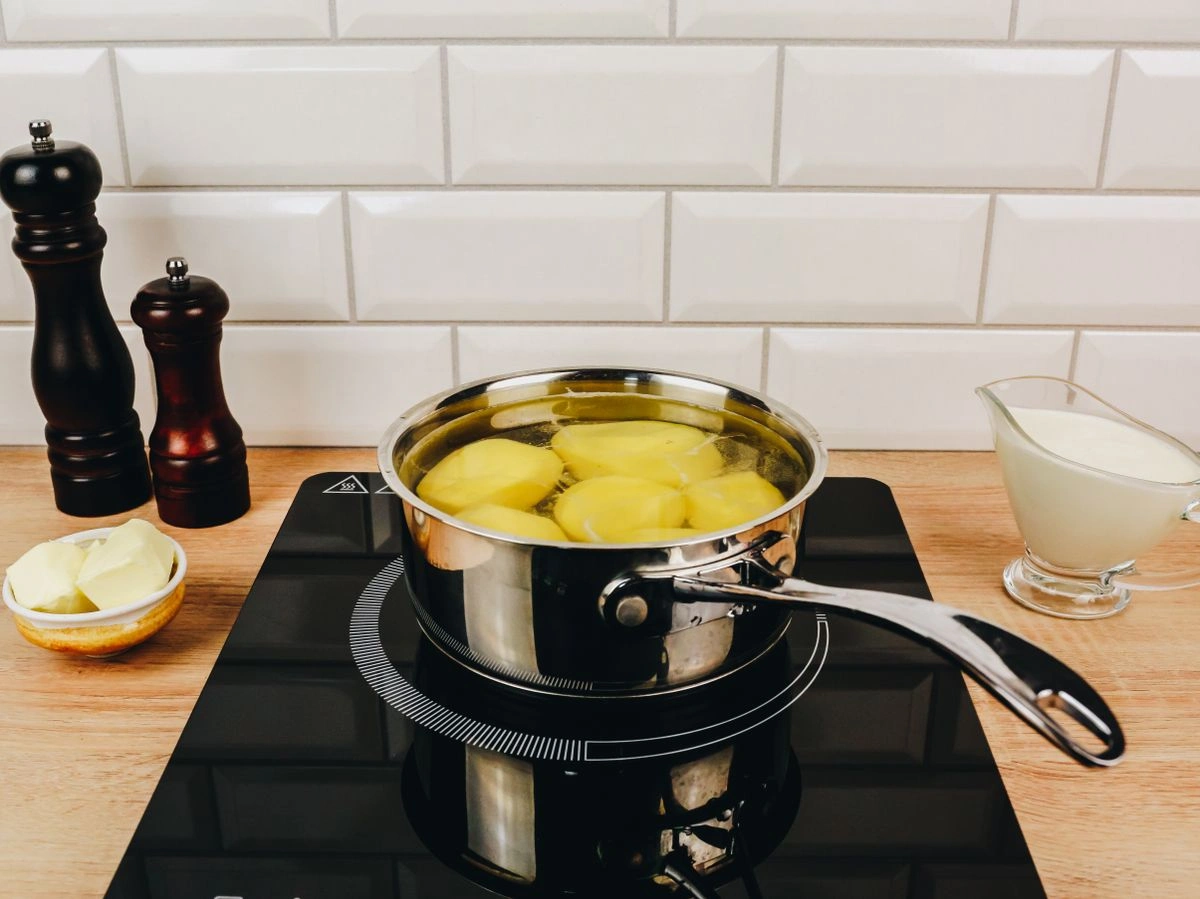 Шаг 3: Простое картофельное пюре на молоке