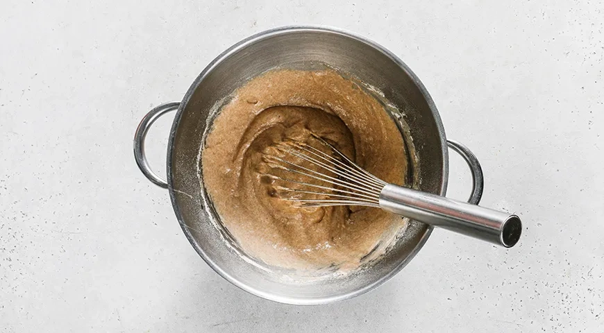 Пышные оладьи из ржаной муки: шаг 3