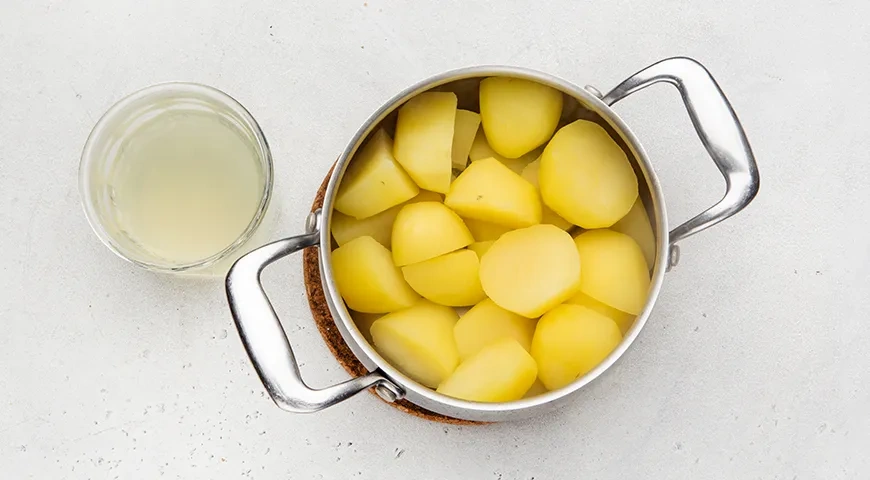 Пюре с добавлением сметаны: шаг 3