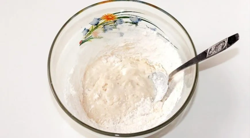 Расстегаи с капустой и мясом в духовке: шаг 3