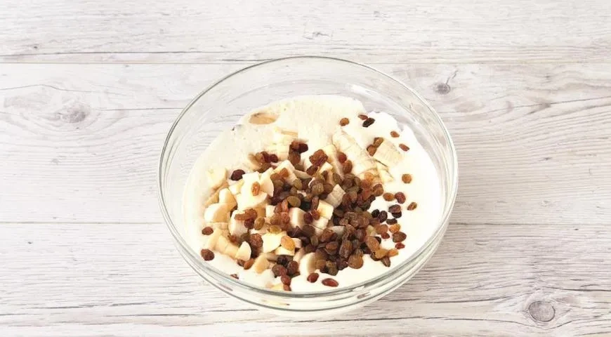 Рулет из лаваша с творожно-банановой начинкой: шаг 3