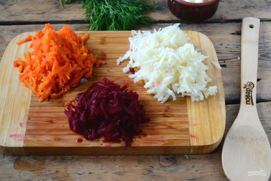 Шаг 3: Рулет сельдь в шубе