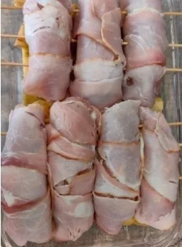 Рулетики из корейки с беконом и картофелем: шаг 3