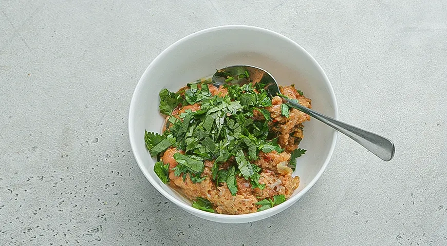 Рыбные котлеты из лосося по-тайски: шаг 3