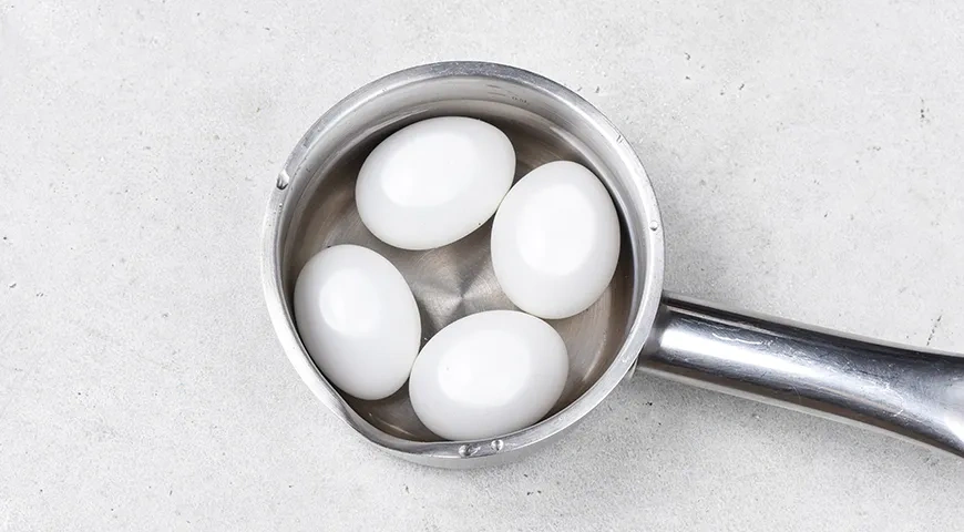 Салат «Мимоза» с копченой курицей: шаг 3