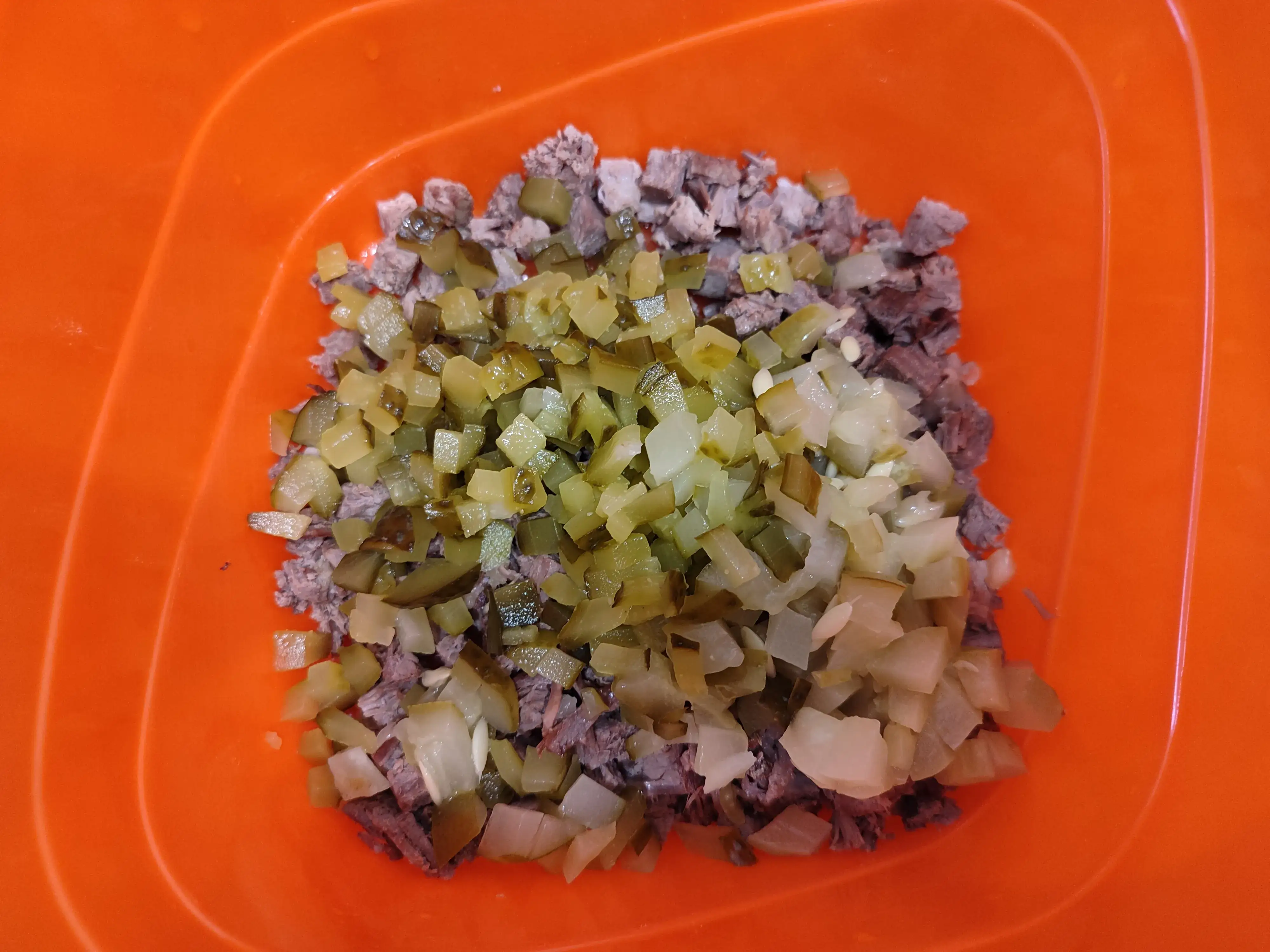 Салат «Новогодняя обжорка»: шаг 3