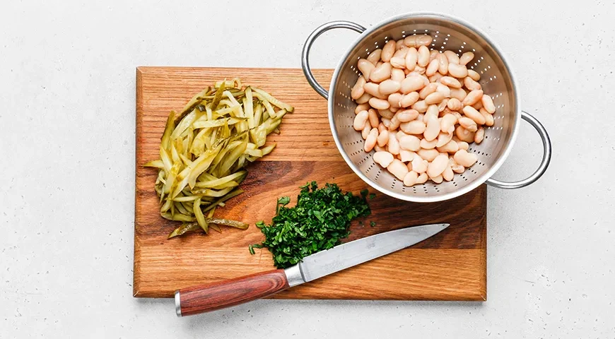 Салат с фасолью и печенью: шаг 3