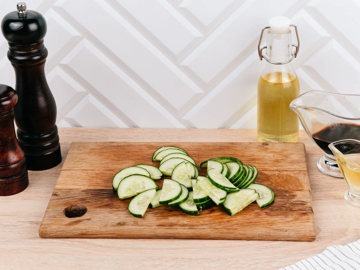 Шаг 3: Салат с руколой и сыром