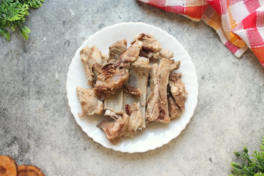 Шаг 3: Щис к и слой капустой и мясом