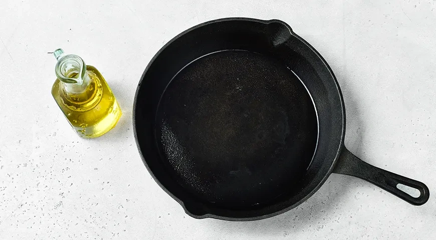 Шакшука: яичница с томатами и луком классическая: шаг 3