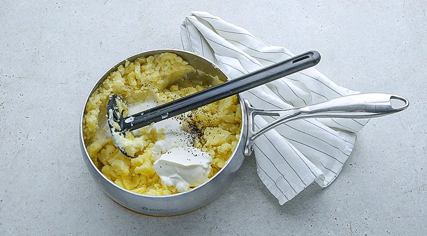 Шаньги с картошкой из дрожжевого теста: шаг 3