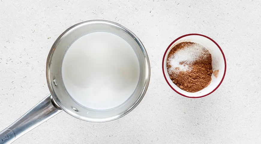 Шоколадная колбаса из печенья и какао: шаг 3