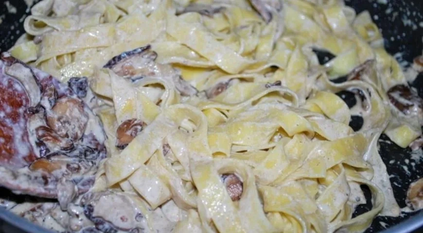 Сливочная паста с белыми грибами: шаг 3