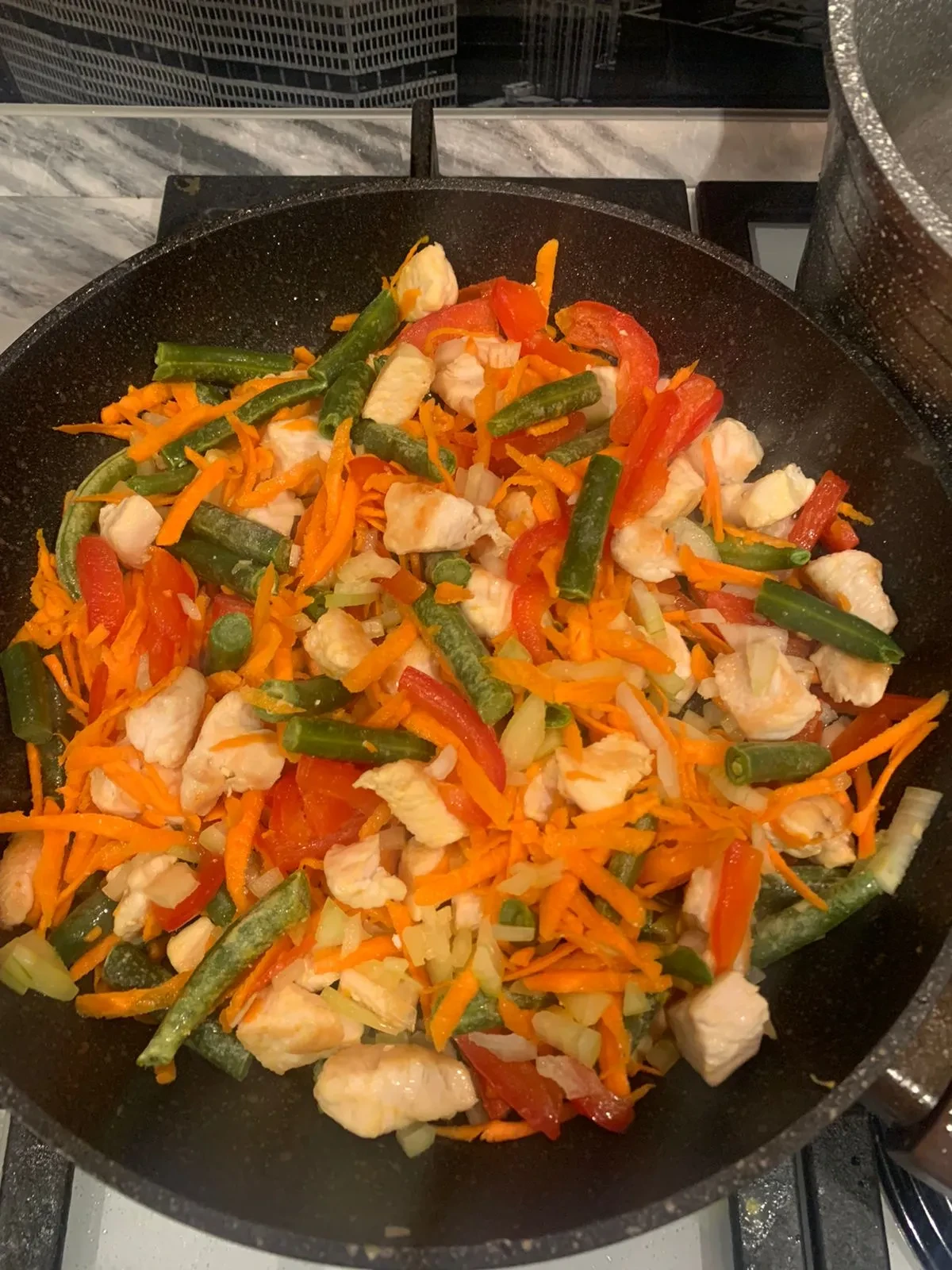 Гречневая лапша с курицей и овощами: шаг 3