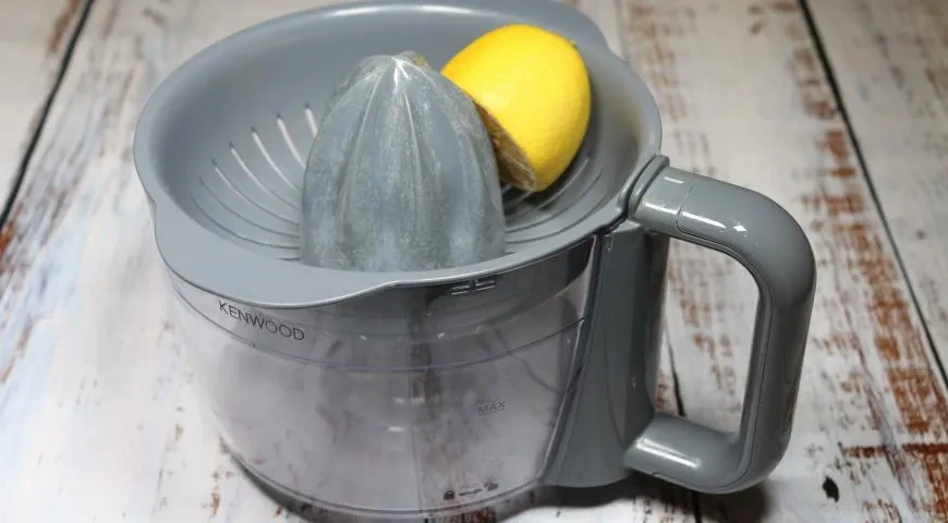 Соус Цезарь с анчоусами: шаг 3