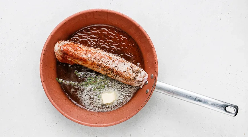 Свинина, запеченная в слоеном тесте: шаг 3