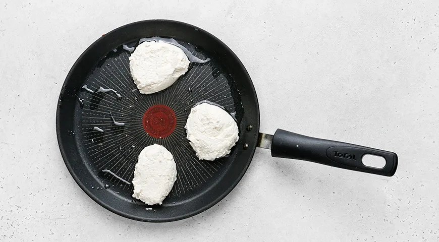 Сырники из творога без муки и манки: шаг 3