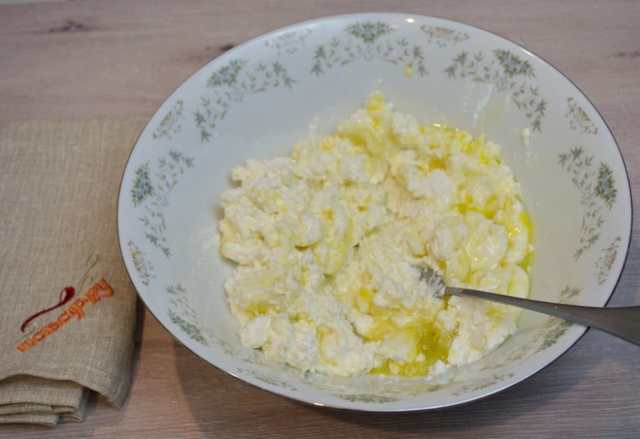 Шаг 3: Сырники-творожники в духовке