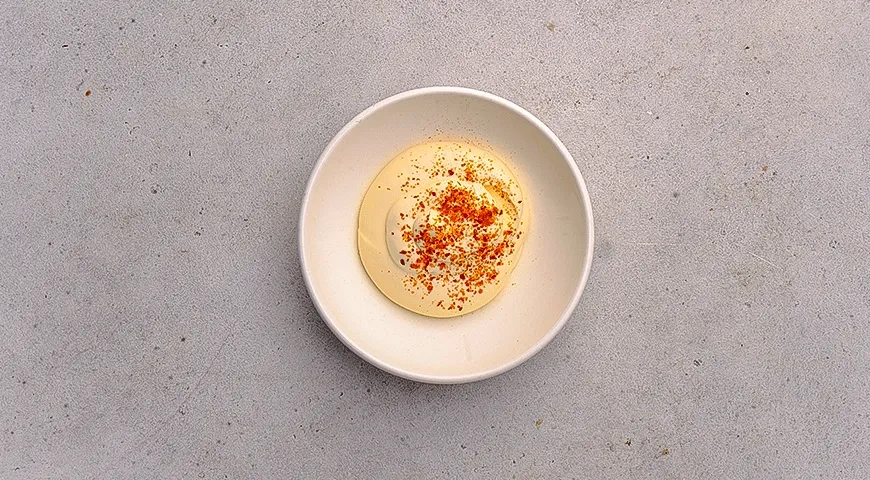 Тако с колбасой, сыром и сладким перцем: шаг 3