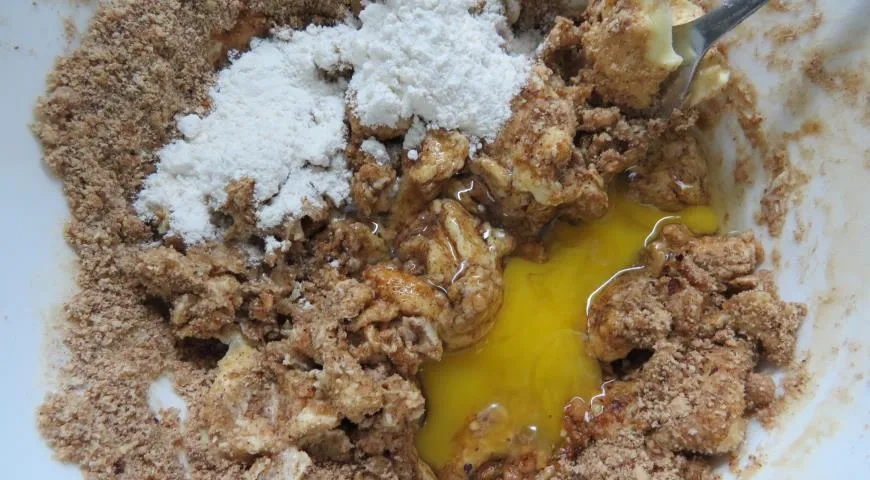 Тарт со сливами и франжипаном: шаг 3