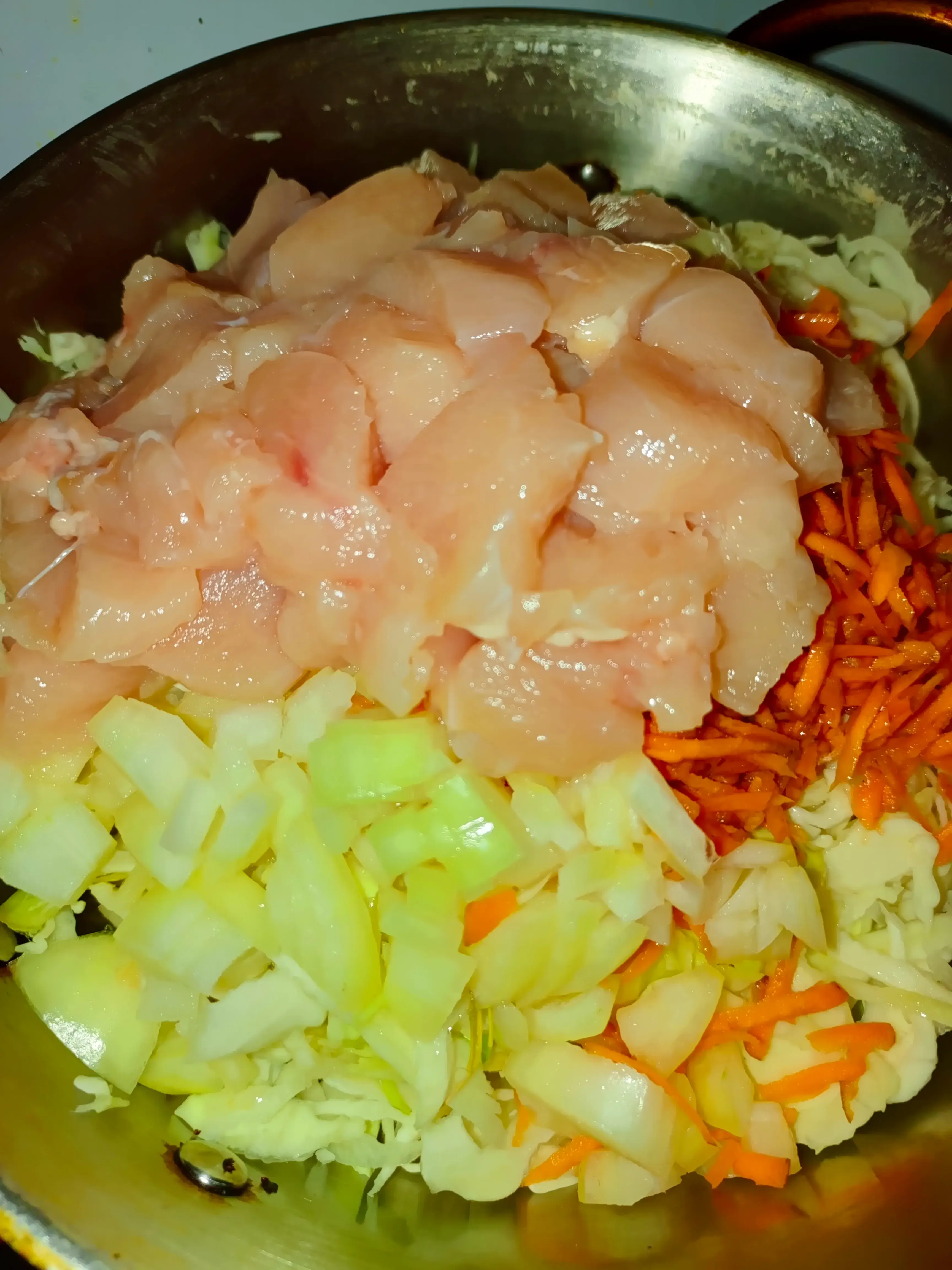 Капуста с куриной грудкой: шаг 3