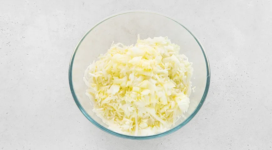 Тушеная капуста в микроволновке: шаг 3