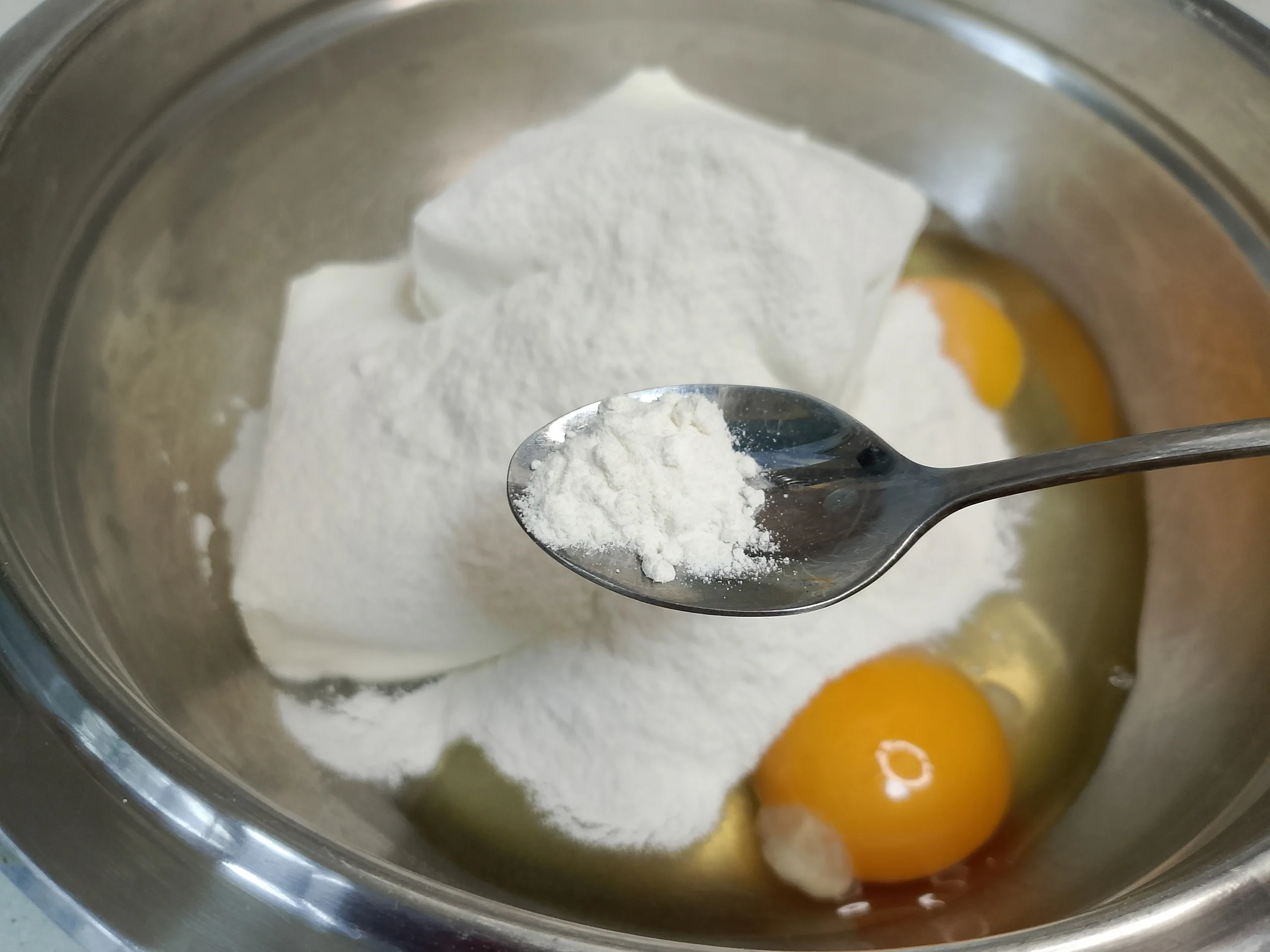 Шаг 3: Творожная запеканка с яблоками