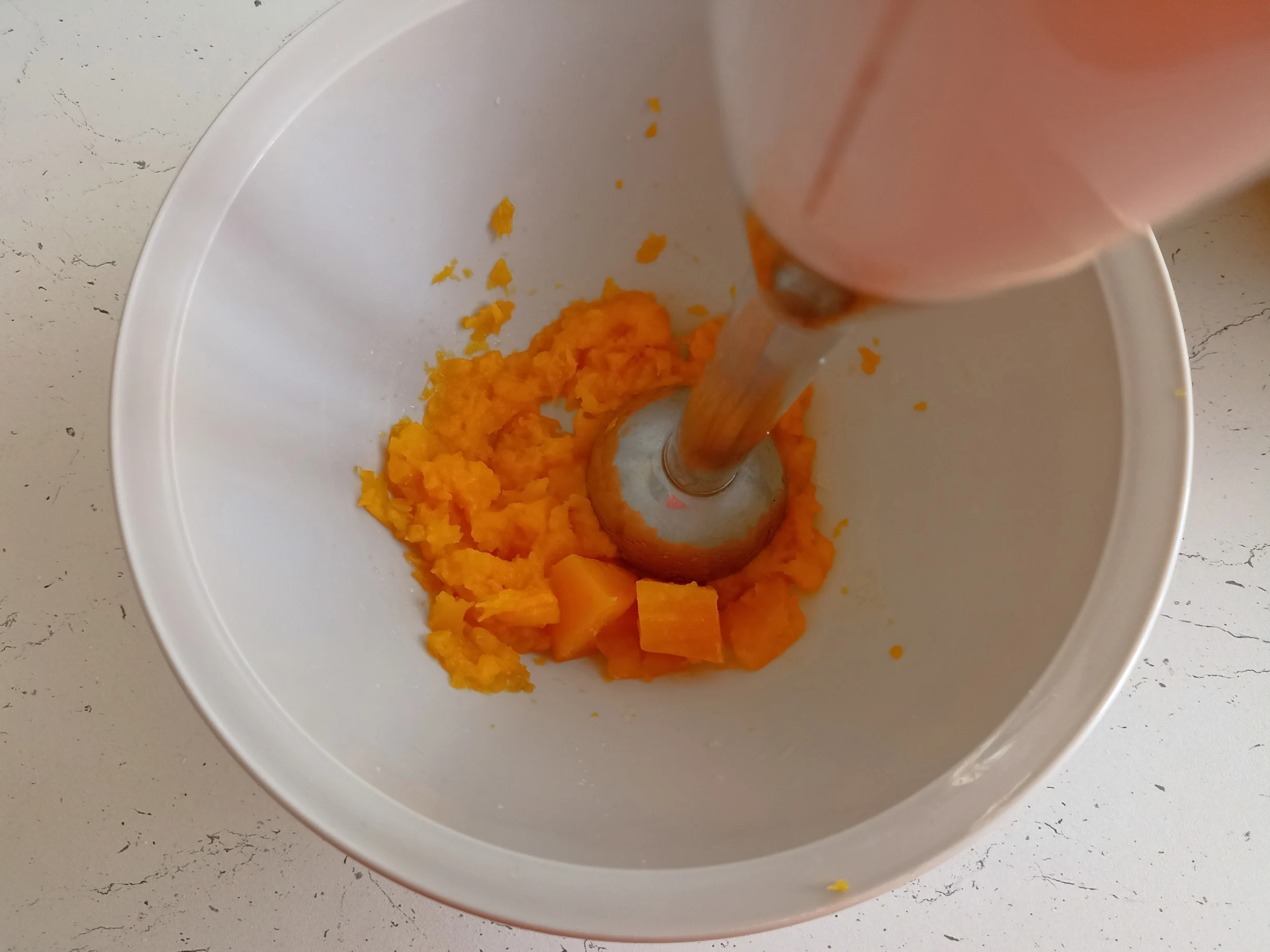 Шаг 3: Тыквенно-банановые блины с куркумой