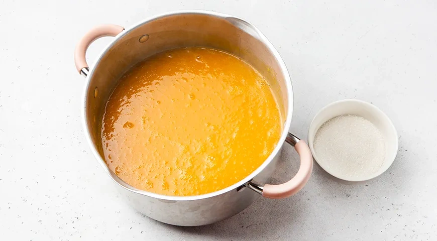 Тыквенный сок с мякотью на зиму: шаг 3