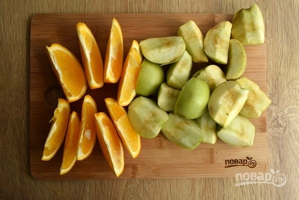 Шаг 3: Утка с яблоками и апельсинами