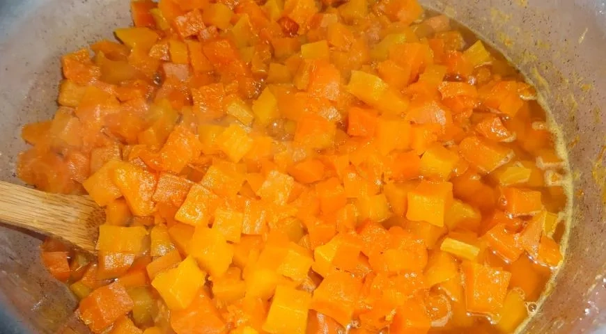 Варенье из тыквы с апельсином, лимоном и имбирем: шаг 3