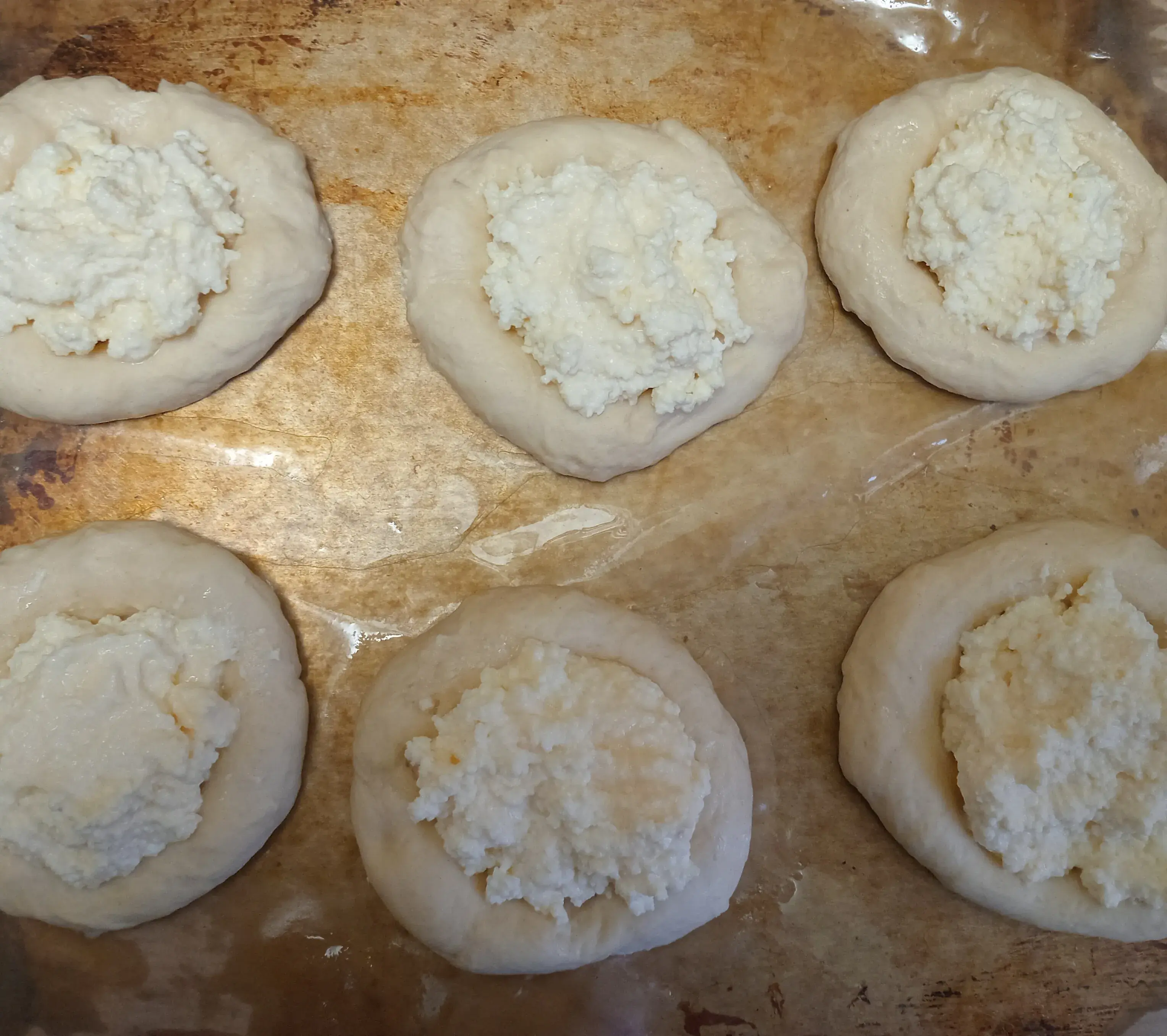 Ватрушки с творогом: шаг 3