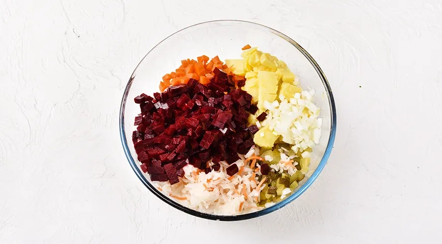 Винегрет с селедкой: шаг 3