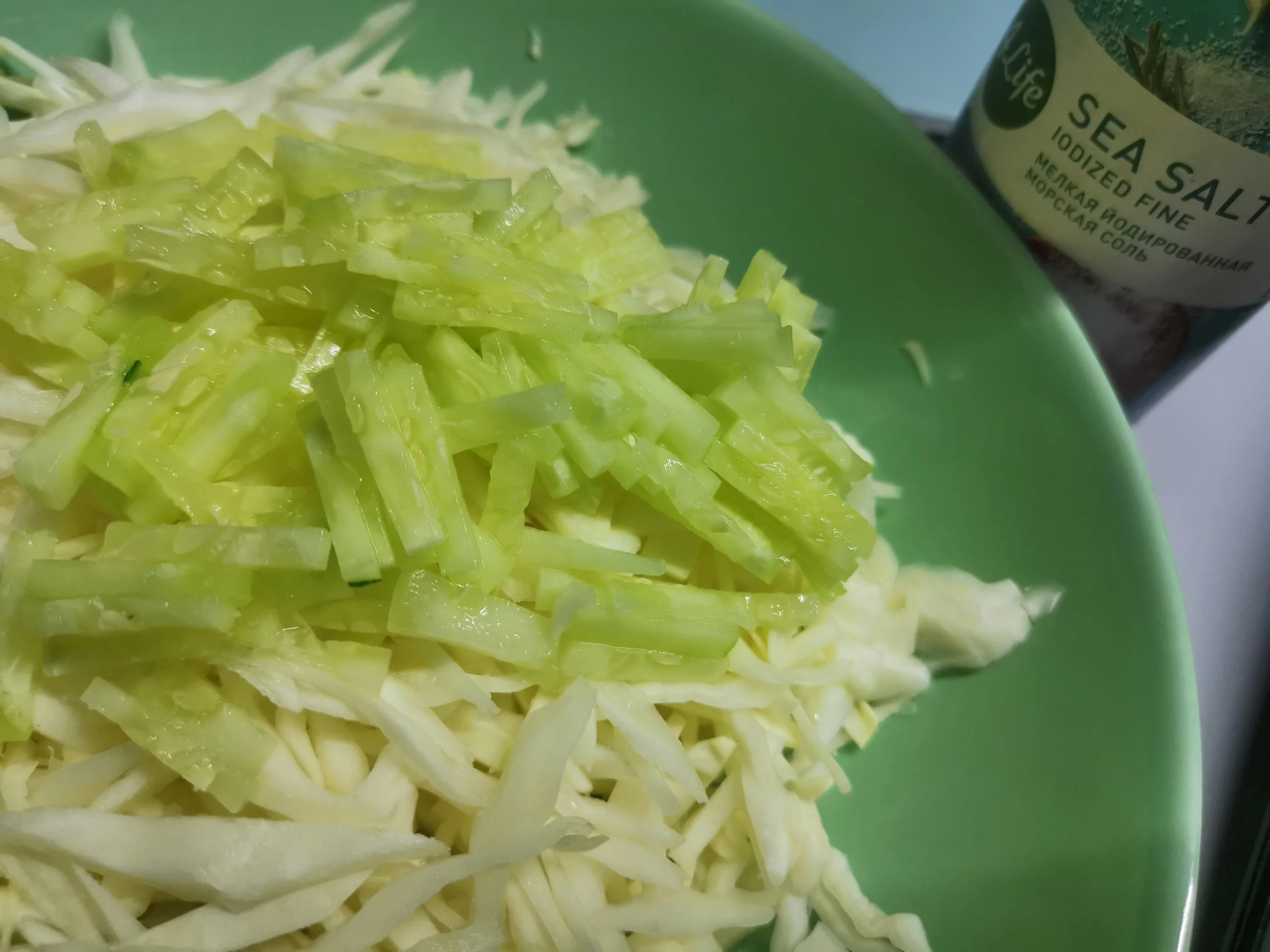 Шаг 3: Витаминный салат из капусты