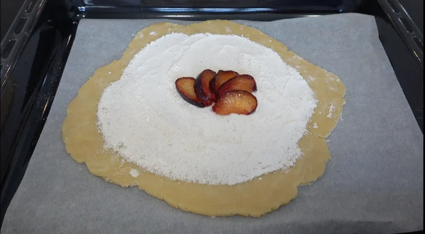 Вкуснейший пирог со сливами. Как приготовить галету со сливами?: шаг 3